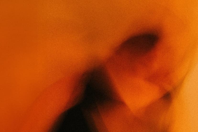 Abstract image representing difficulty diagnosing thyroiditis